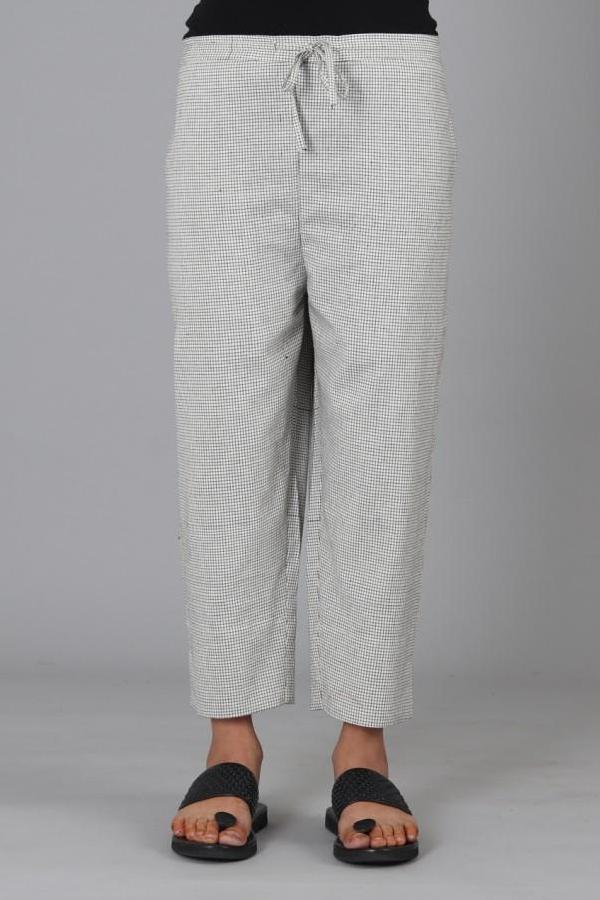 White Black Doria Capri Trouser