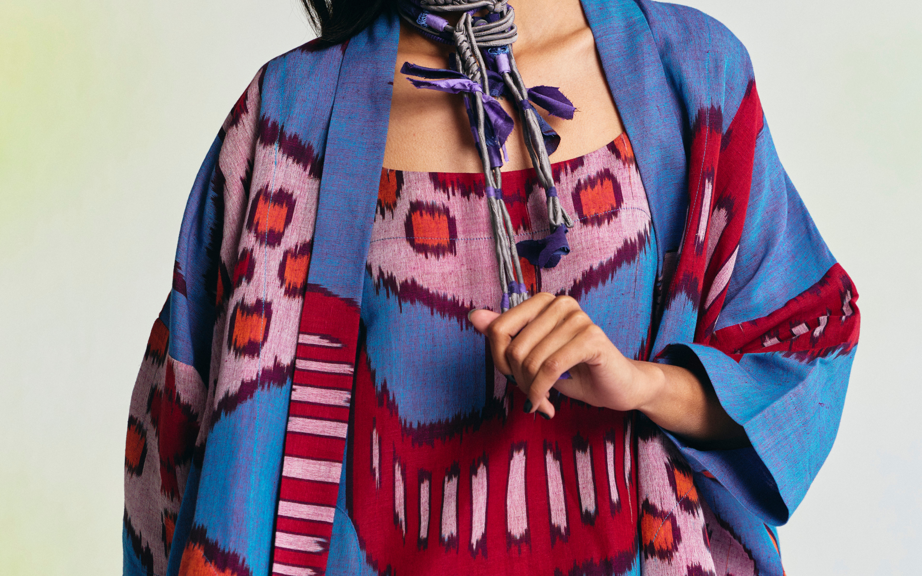 NUANCE  THE MAYA BLUE