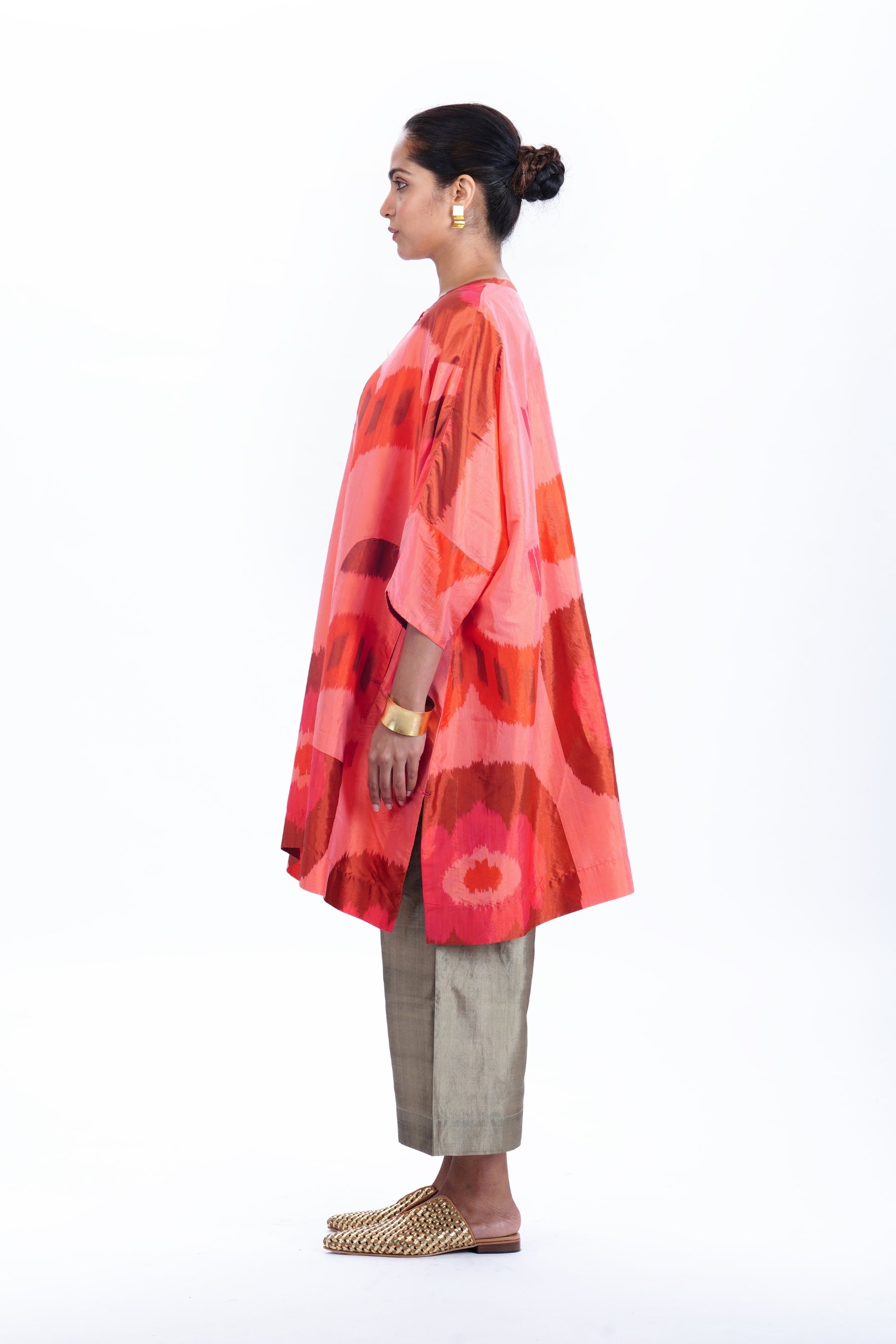 BAKHOOR ANTIFIT TUNIC